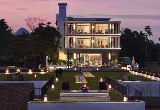 玉皇顶峯兮·牧云外景图