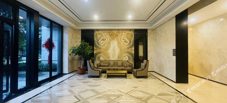 三沐居LOFT高空观景公寓(龙光世纪商务中心店)图片