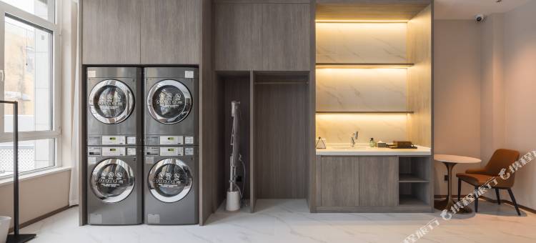 朗丽兹酒店(回龙观东大街地铁站首开LONG街店)图片