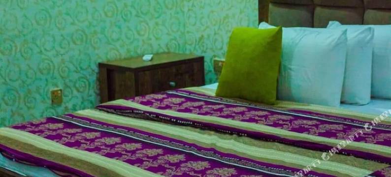 隆基伯格水晶套房酒店(Ronkibog Crystal Hotel & Suites)图片