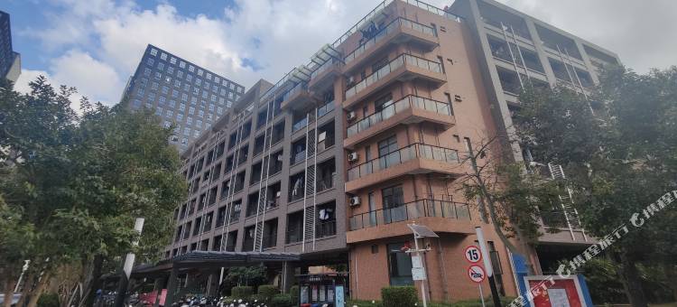 深圳创生国际公寓(光明城高铁站店)图片