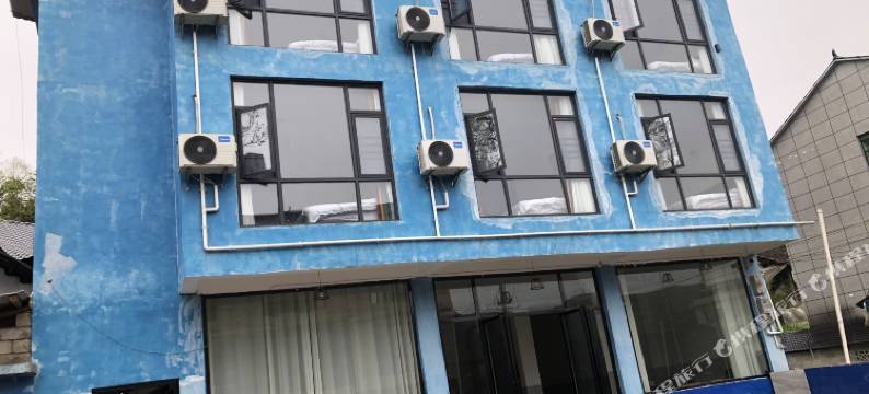 山间小筑民宿图片