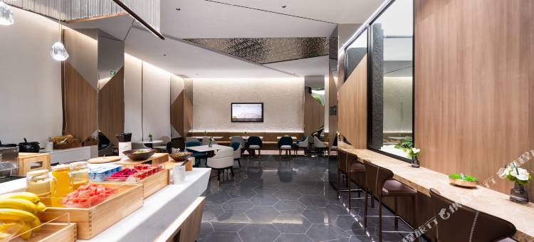 东莞西平新地中心亚朵酒店图片
