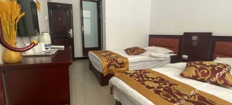 楚雄尚八方宾馆(彝人古镇店)图片