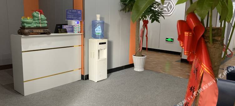 遵义港湾电竞酒店图片
