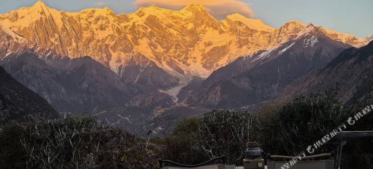 云顶庭院(索松村店)图片