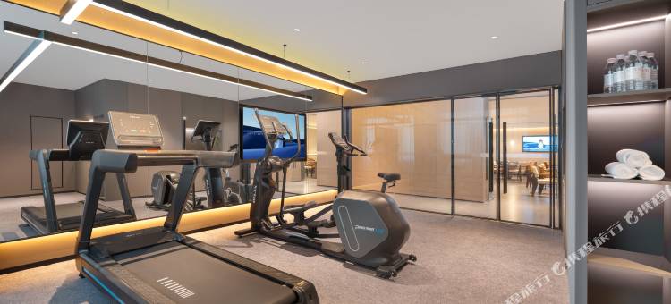 西安钟楼回民街亚朵酒店图片