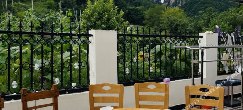 张家界在路上客栈图片