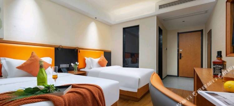 万嘉柏悦酒店(阜阳高铁西站师范大学店)图片