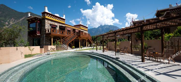 丹巴梵境·Alpenglow私汤度假庄园图片