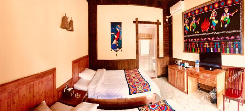 丘北云行雨施客栈图片