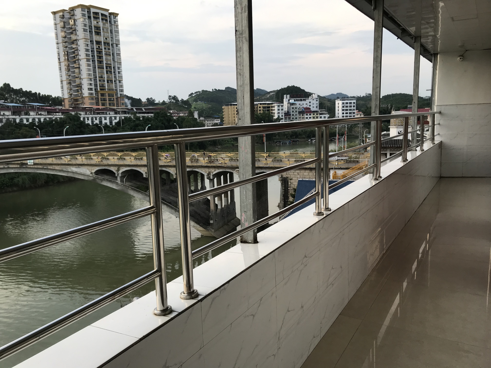 Jiangjing Business Hotel Over view