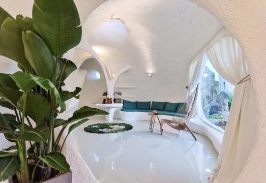 CORNER INNHotel Overview