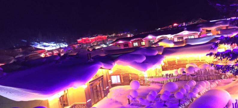 雪谷柳东升驴友驿站图片