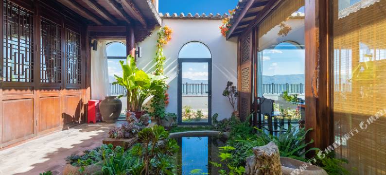 七庐｜海景庭院雅宿(洱海廊桥店)图片