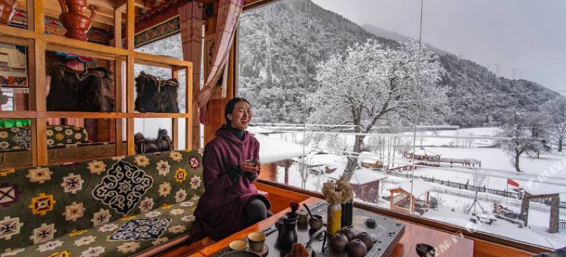 波密江边嘎玛客栈图片