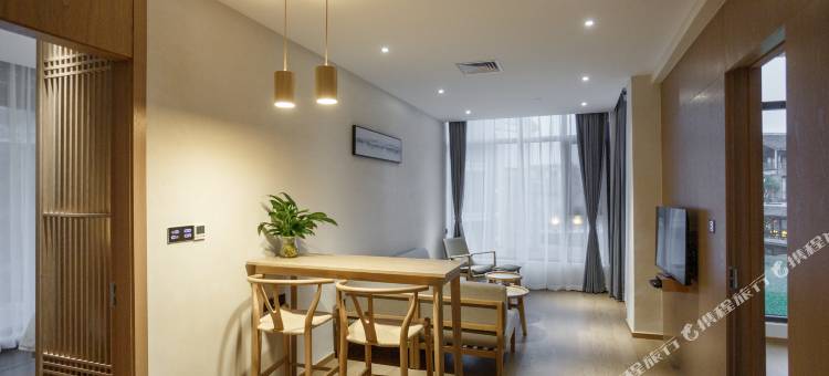 云漫漫高端度假酒店(靖西小城故事店)图片