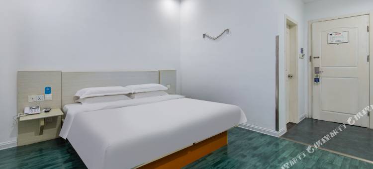 99优选酒店(东台望海西路店)图片