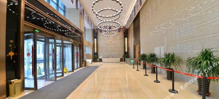 东港国际公馆呼噜栈海景民宿(大连威尼斯水城店)图片