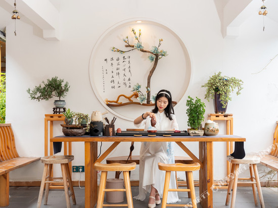 潮韵书香客栈(潮州广济桥牌坊街店)