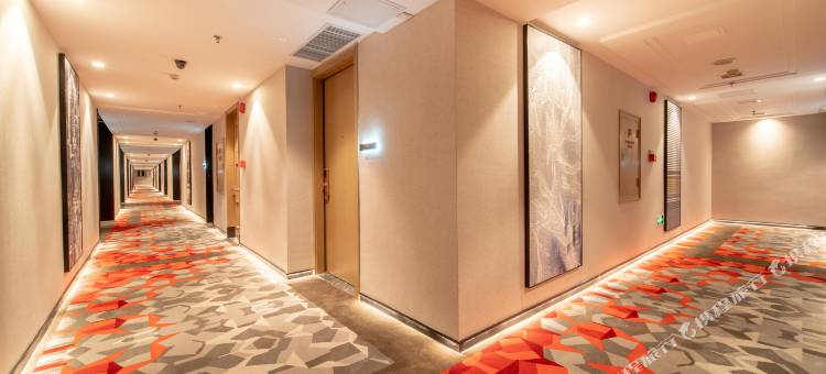 潮漫酒店(广州番禺市桥奥园广场店)图片