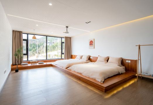 Yishan Yitian HomestayHotel Overview