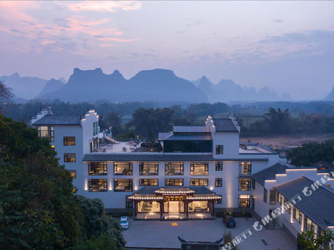 阳朔漓江富海江畔度假酒店(漓江竹筏漂流福利码头店)