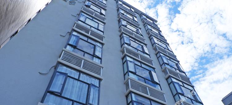 双月湾再遇时尚公寓(情人堤店)图片