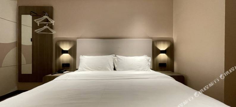 汉庭酒店(深圳西乡桃源地铁站店)图片