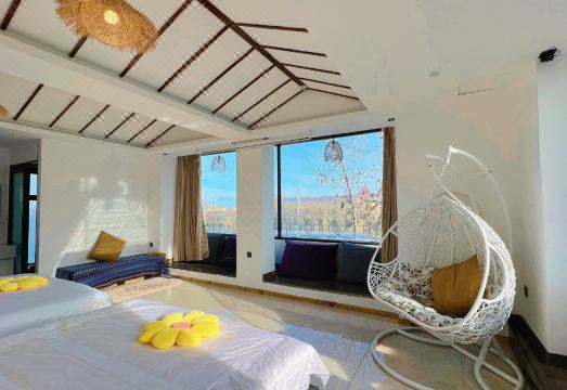 Urumqi Muchan Homestay Hotel Overview