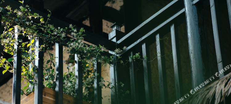 享·呆住民宿(兴义万峰林下纳灰民族文化广场店)图片