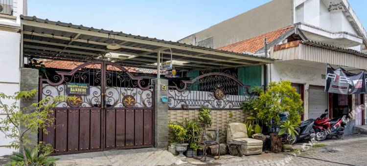 OYO Life 92461艾尼清真民宿(OYO Life 92461 Aini Syariah Homestay)图片