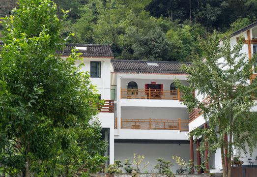 Xianglu Yimo - Valley Streaming Holiday b&b Hotel Overview