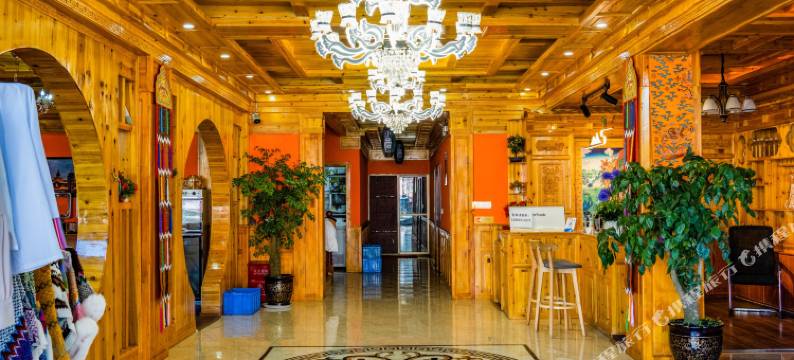 木雅雪地精品民宿(塔公镇店)图片