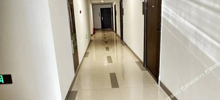 云玺酒店(东阿鲁商城市广场汽车站店)图片