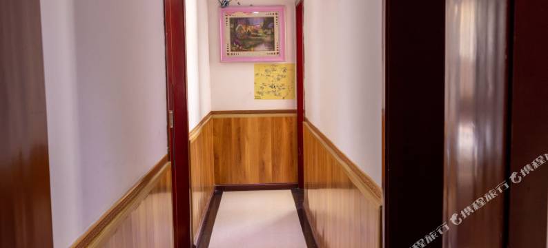 若尔盖菲儿商务宾馆图片