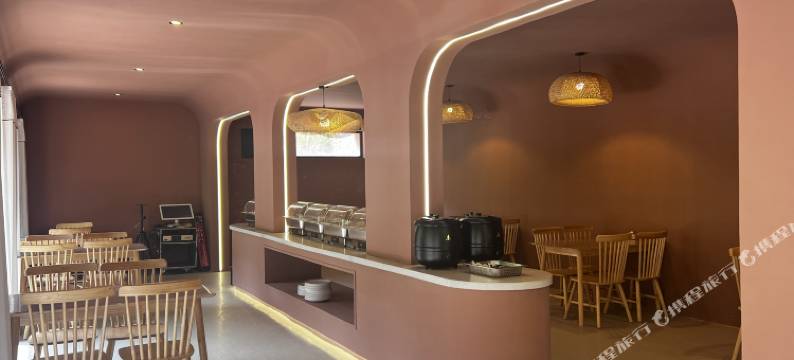 内丘涧石居宿集图片