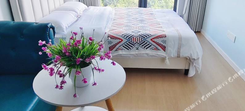 浦梦尊享公寓(太湖大道1969创意工场店)图片