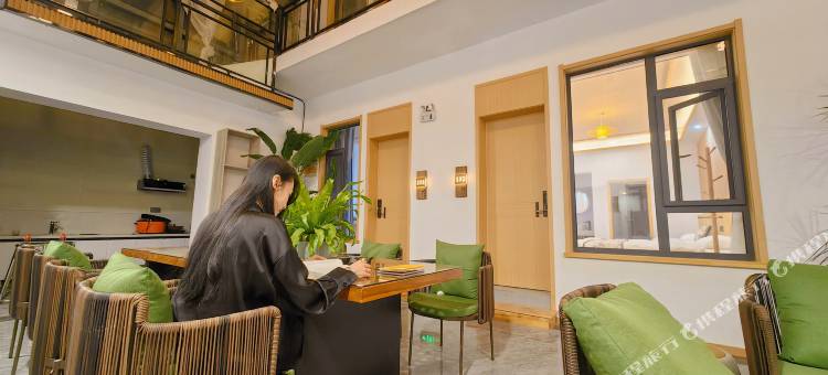 青山云舍(五台山风景区店)图片