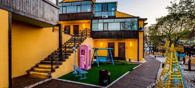 承德篱山居民宿(双百购物广场店)图片