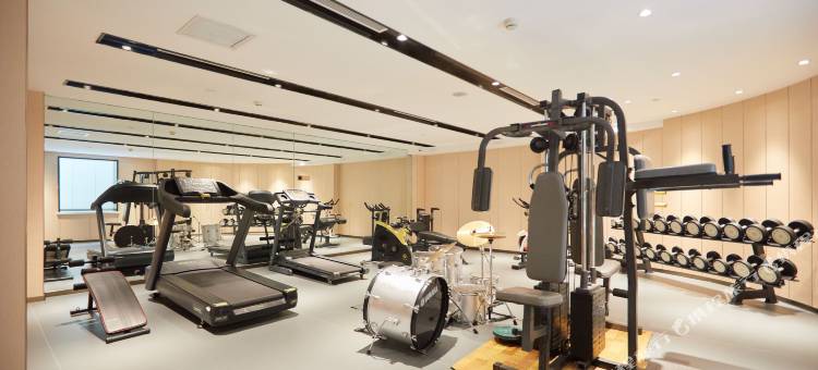 艺龙酒店(天津蓝海商贸城宜兴埠北地铁站店)图片