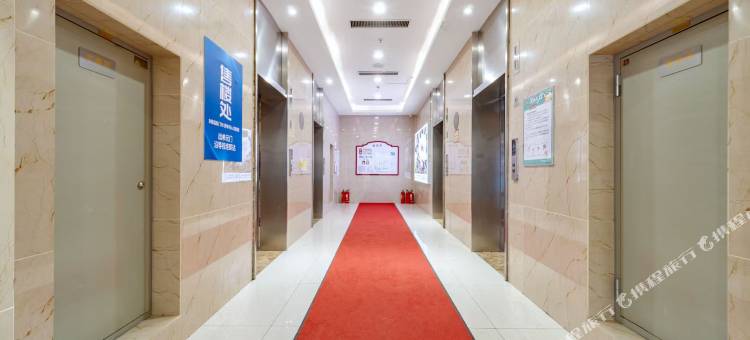 叁十贰电竞酒店(沈阳大学地铁站熙旺广场店)图片