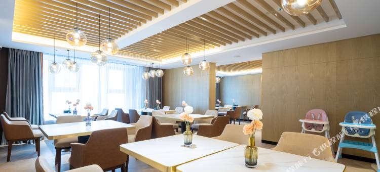 丽柏酒店(济南西站山东国际会展中心店)图片