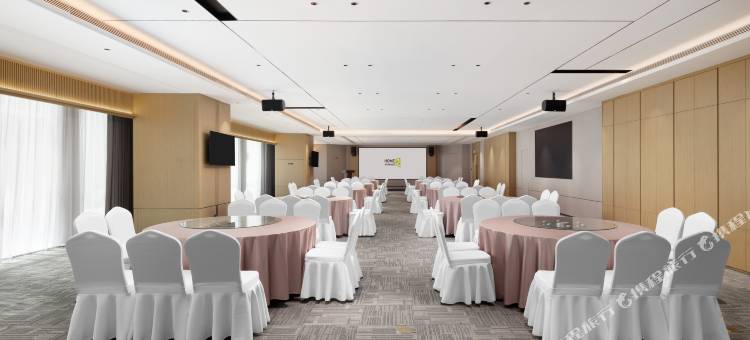 郑州东站希尔顿惠庭酒店图片