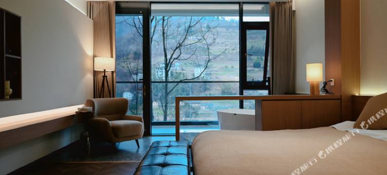 紫照川民宿图片