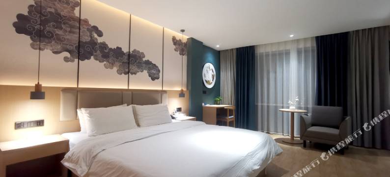 西峡国色天香河畔酒店(时代广场店)图片