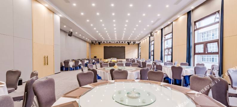 洛阳太学府酒店(洛阳师范学院店)图片