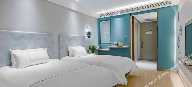 白玉兰酒店(泰安高铁站泮河公园店)图片