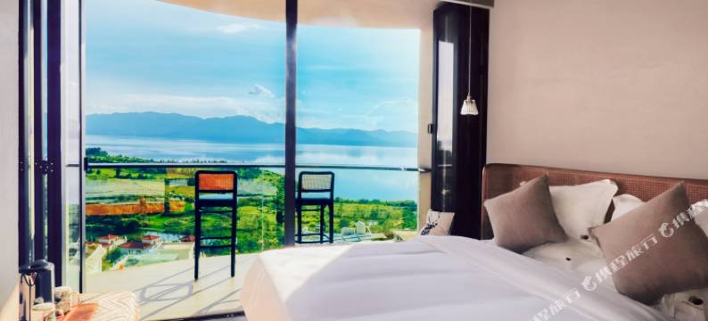 抚仙湖方寸间·柏香山民宿图片