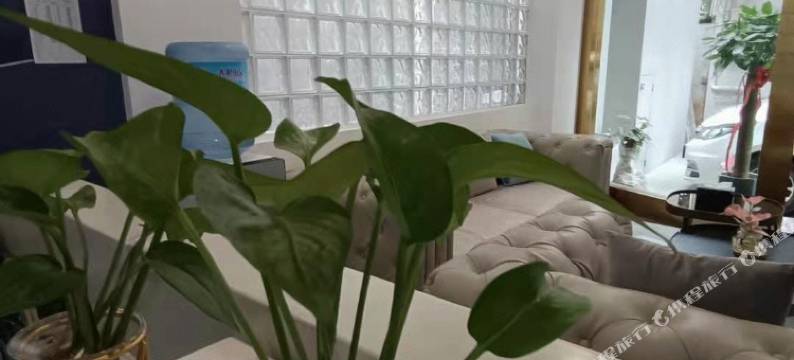 元江壹橙酒店图片